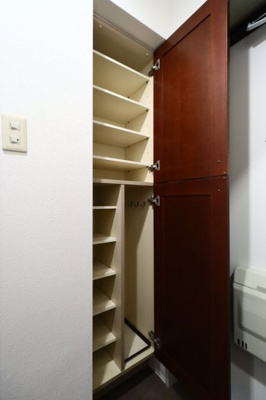 【設備】 | 朝日シティパリオ王子神谷 | 靴入