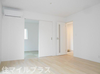 【居間・リビング】 | 本宮市本宮新築一戸建て4棟 | ゆったりとしたリビングです