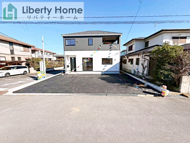 つくば市森の里第6　新築戸建の駐車場