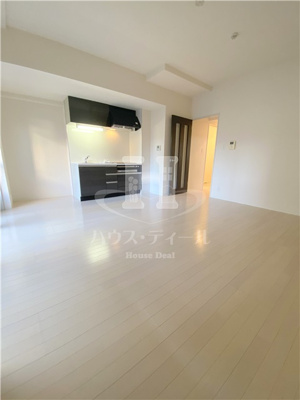 【居間・リビング】 | コンフォール浮間舟渡 | リビングです