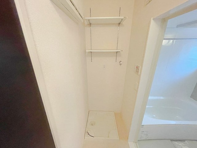 【その他】 | クローバーハイツ | 室内洗濯機置き場です