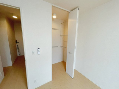 【収納】 | クローバーハイツ | ウォークインクローゼットです