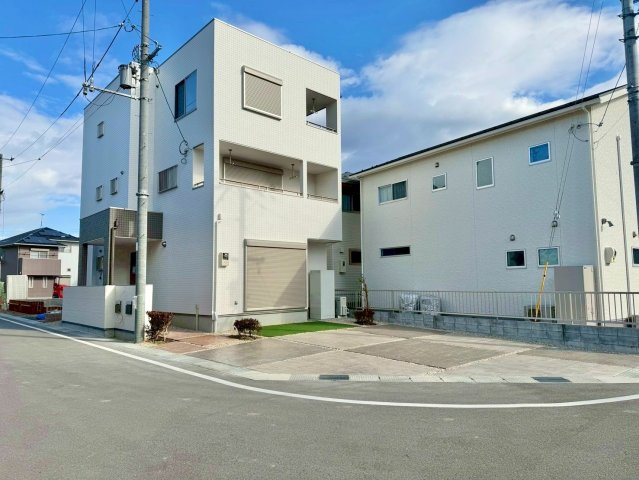 守山市焔魔堂町　新築戸建ての外観