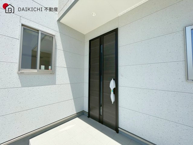【玄関】 | Livele Garden.S　吉見町東野 新築戸建　全5棟　5号棟