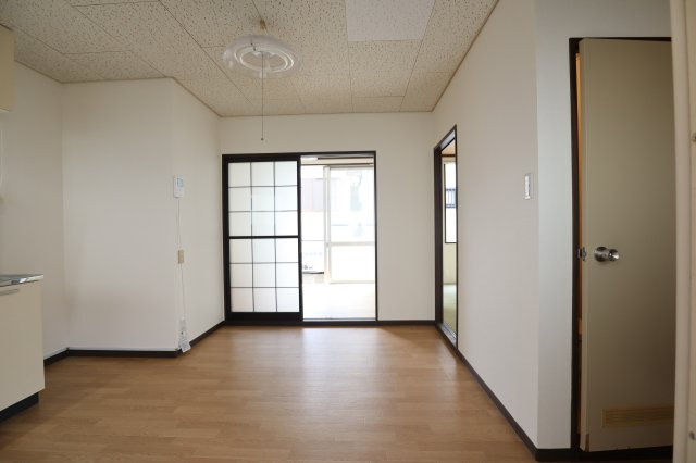 ハイツイーストヒルズの居間・リビング