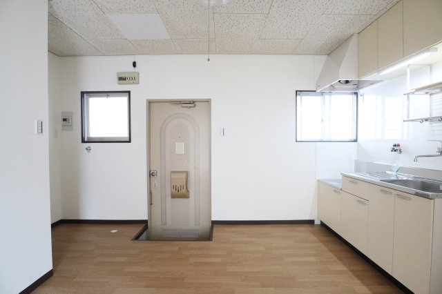 ハイツイーストヒルズの居間・リビング