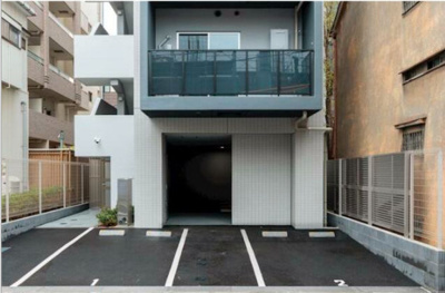 【駐車場】 | ドゥーエ菊川 | 駐車場です