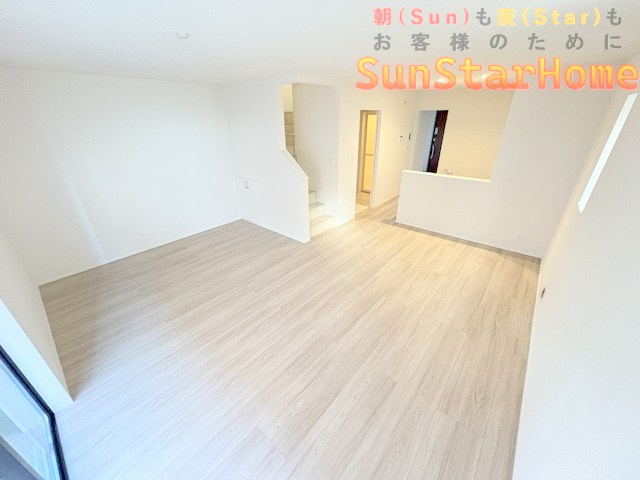 【サンスターホーム】青梅市河辺町　駅近　新築の居間・リビング