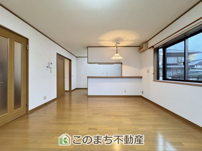 【居間・リビング】 | 日光市猪倉中古戸建