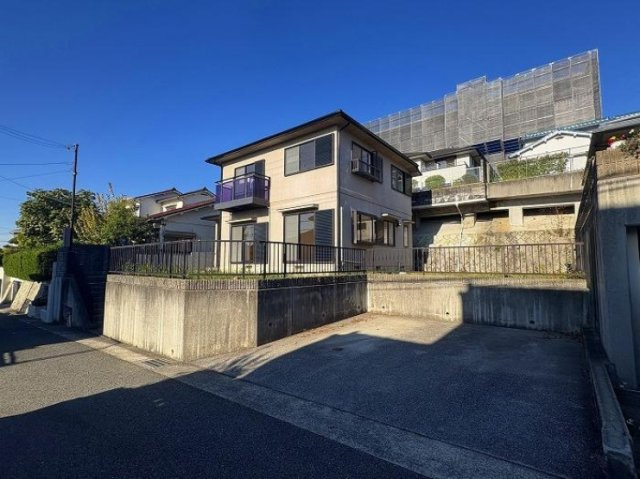 神戸市垂水区多聞台1丁目の前面道路含む現地写真|駐車スペース並列2台可♪