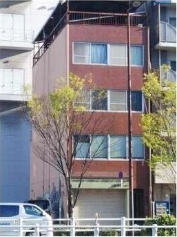 貴志ビルの外観