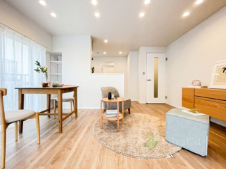 【居間・リビング】 | 双葉クラウンハイツ | リビングダイニング　当日のご見学、可能です！お気軽にお問い合わせください！※0120-133-468