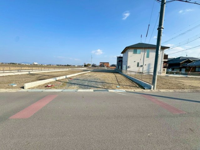 野洲市六条2号地　建築条件無し売土地の外観