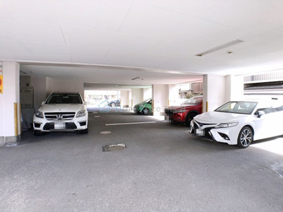 【駐車場】 | アメニティ雁道【名古屋市賃貸・エレベーター】