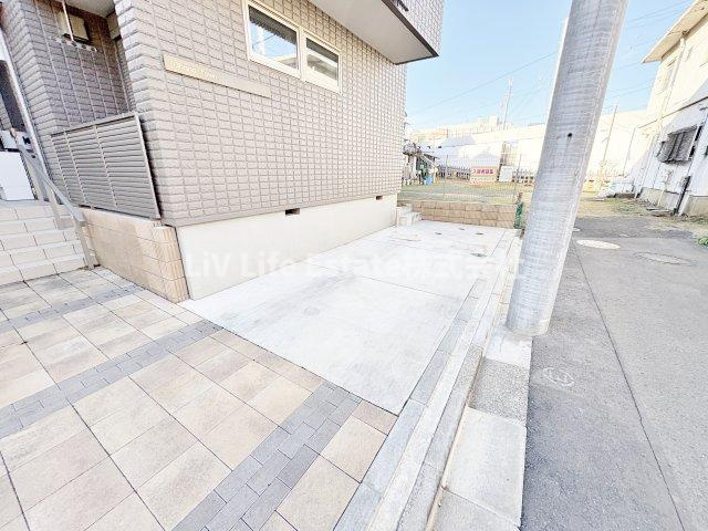 東村山市本町１丁目のアパートの駐車場