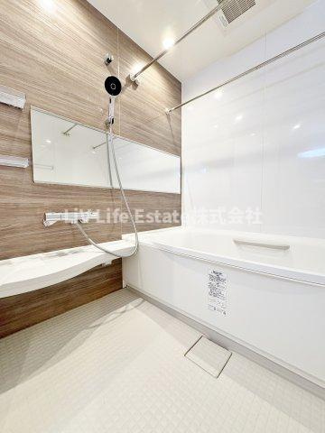 東村山市本町１丁目のアパートの浴室