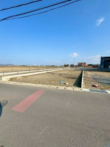 野洲市六条3号地　建築条件無し売土地の外観