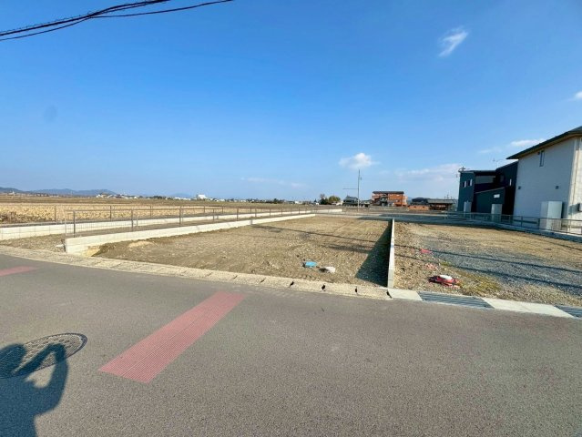 野洲市六条3号地　建築条件無し売土地の外観