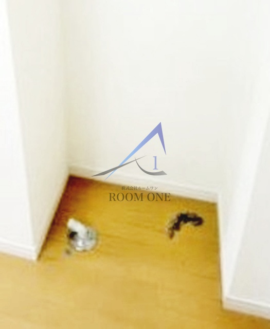 パーシモン　ガーデン　サエキの設備|洗濯機置き場です。