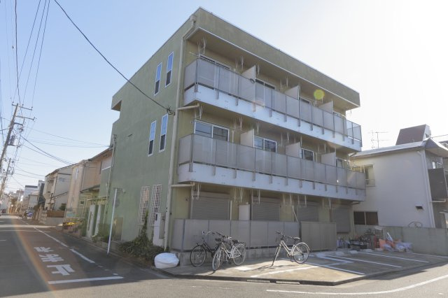 サイプレスガーデンの外観