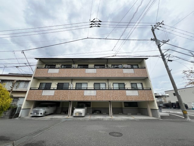 アーバンビレッジ鴨部Ⅱの外観