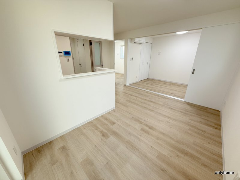 エス.フィールド奏　仲介手数料無料の居間・リビング