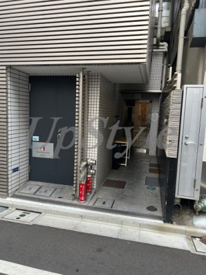 【エントランス】 | コンフォリア上野広小路