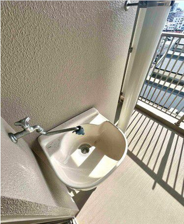 川口市青木１丁目の賃貸マンションのバルコニー