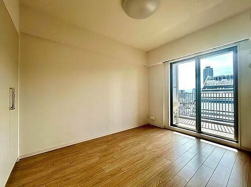 川口市青木１丁目の賃貸マンションの洋室