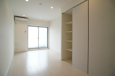 【居間・リビング】 | リブリ・トルナーレ | 居間です