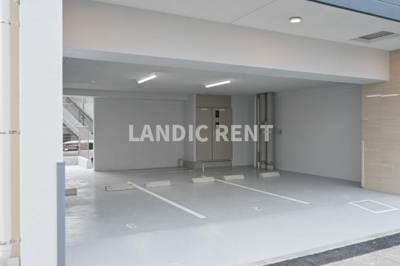 【駐車場】 | MODERN PALAZZO 博多駅東