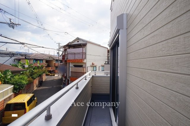 【バルコニー】 | 東大阪市岩田町1丁目　【E号地】 | バルコニーは2階に2ヶ所、3階、屋上の4ヶ所にあります☆こちらはリビングに面した2階のバルコニーです☆