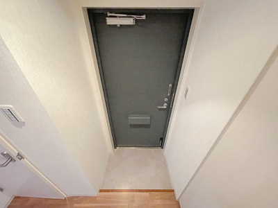 【玄関】 | パティオス豊里館 | 収納もある玄関です