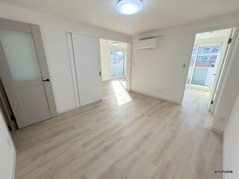 エス.フィールド奏　仲介手数料無料の居間・リビング