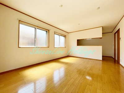 【居間・リビング】 | フォレストメゾン松尾D棟 | 使いやすいリビングになります♪