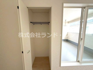 【玄関】 | 飯能市双柳　全4棟 1号棟 | 洋室8.2帖　クローゼット