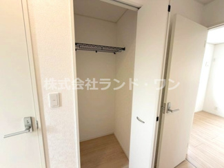 【その他】 | 飯能市双柳　全4棟 1号棟 | 2階廊下収納