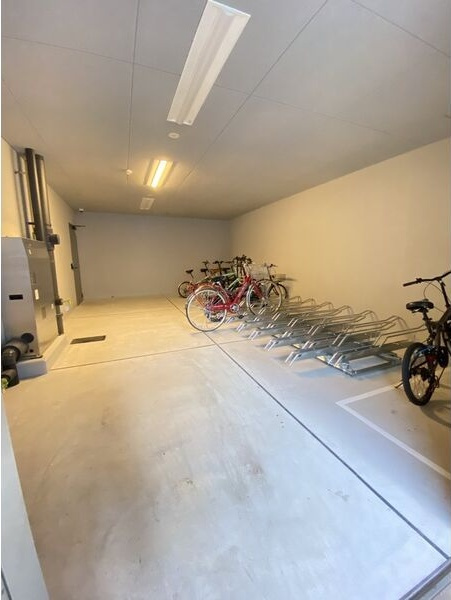リンクハウス難波元町の駐車場