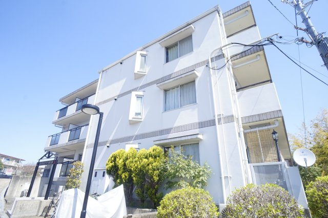 ロイヤルハイツ東生駒