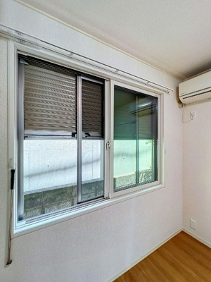 【内装】 | Noble Tiara | 明るい色調の室内です