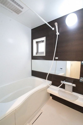 【浴室】 | Noble Tiara | コンパクトで使いやすいお風呂です