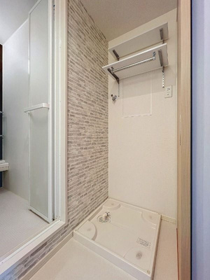 【洗面所】 | Noble Tiara | 明るい洗面所です