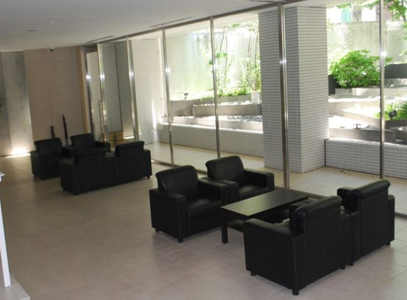 アジリア南麻布J'sのロビー