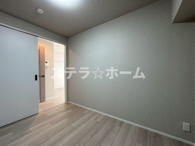 ファミリーコーポ緑地公園の洋室|広々とした洋室です