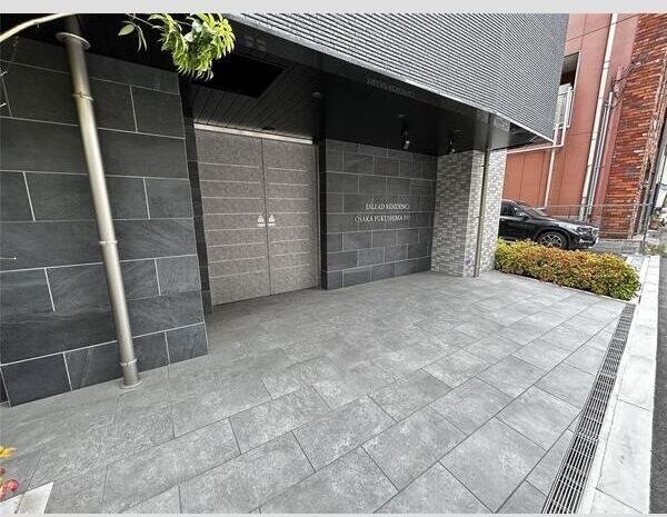 エスリードレジデンス大阪福島フロントのエントランス