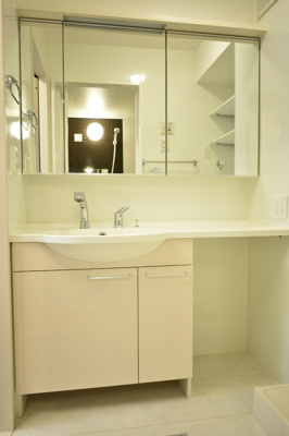 【洗面所】 | フローラ