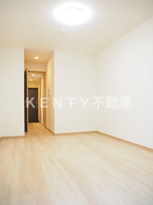 【居間・リビング】 | ルーブル南馬込六番館 | ゆったり過ごせる居間です