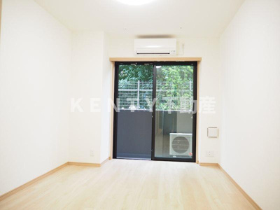 【寝室】 | ルーブル南馬込六番館 | 落ち着いた色調の寝室です