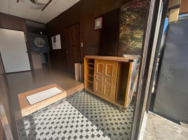 【玄関】 | 西区松尾1丁目