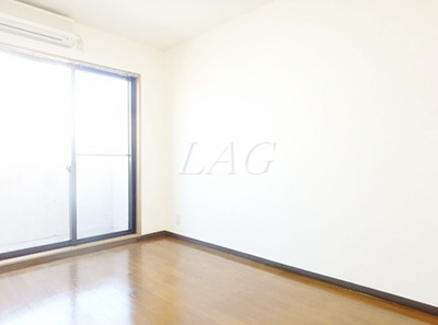 【居間・リビング】 | デリス | 洋室のお部屋です。